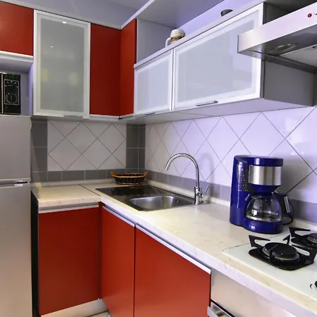 Apartman Flat With Terrace And Garden