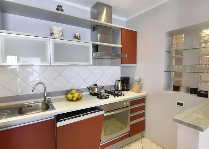 Flat With Terrace And Garden Διαμέρισμα