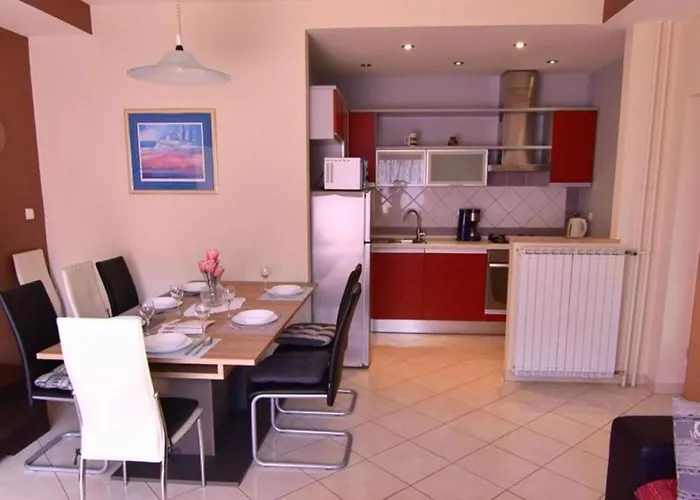 Flat With Terrace And Garden Ουμάγκ