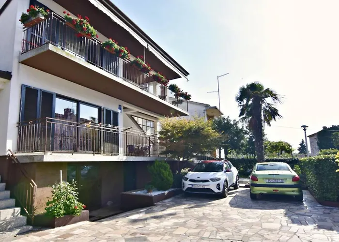 Flat With Terrace And Garden Διαμέρισμα Ουμάγκ