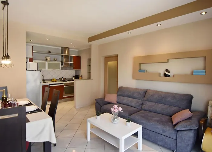 Flat With Terrace And Garden Lejlighed *