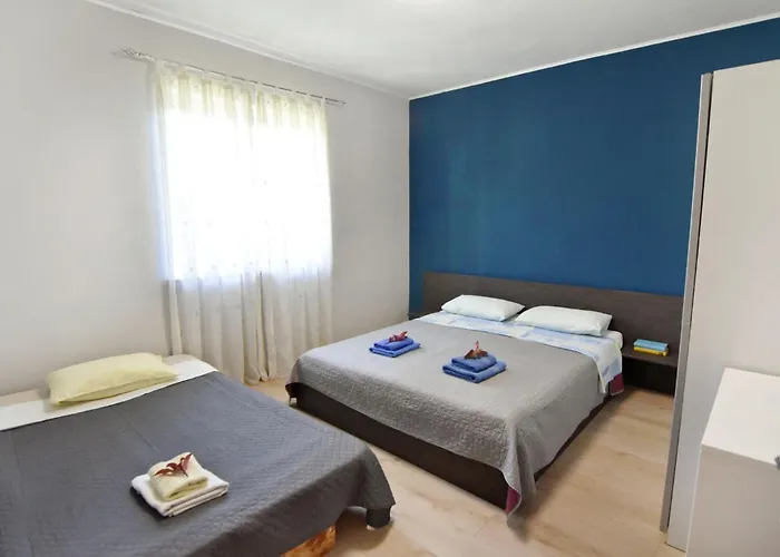 Flat With Terrace And Garden Appartement Umag