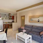 Flat With Terrace And Garden Lägenhet *