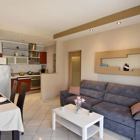 Flat With Terrace And Garden Apartamento *