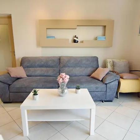 Flat With Terrace And Garden Apartamento *