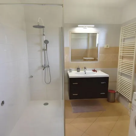 Flat With Terrace And Garden Apartamento