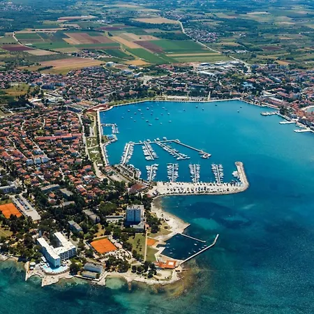 Flat With Terrace And Garden Apartamento Umag